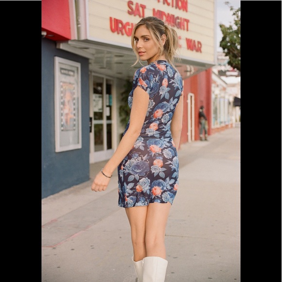 LUCA DRESS (WEEKEND SALE) - Picture 3 of 4